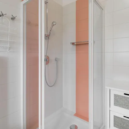 Enrico - Two Bedroom With Jacuzzi Διαμέρισμα Πόρετς