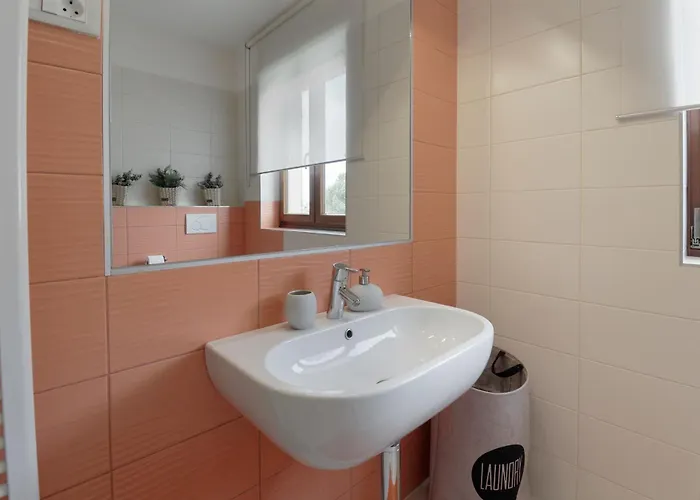 Apartment Enrico - Two Bedroom Apartment With Jacuzzi * Poreč