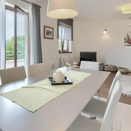 Apartment Apartment Enrico - Two Bedroom Apartment With Jacuzzi *